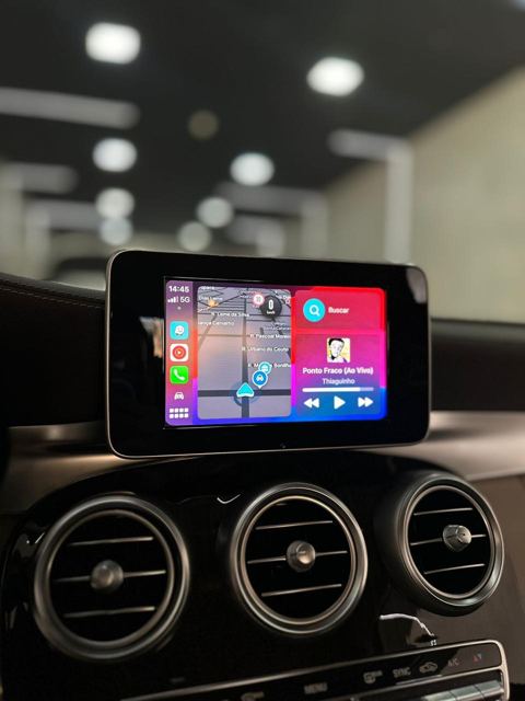 Navegação no CarPlay em Mercedes Classe C